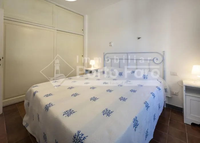 15 Faro - Confortevole Bilocale Sulla Di Porto Faro Villa *
