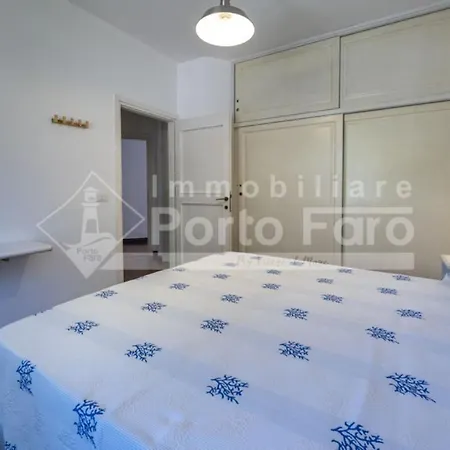 15 Faro - Confortevole Bilocale Sulla Di Porto Faro Villa