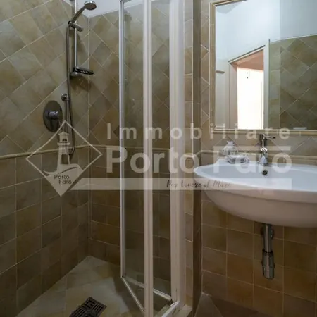 15 Faro - Confortevole Bilocale Sulla Di Porto Faro Villa *